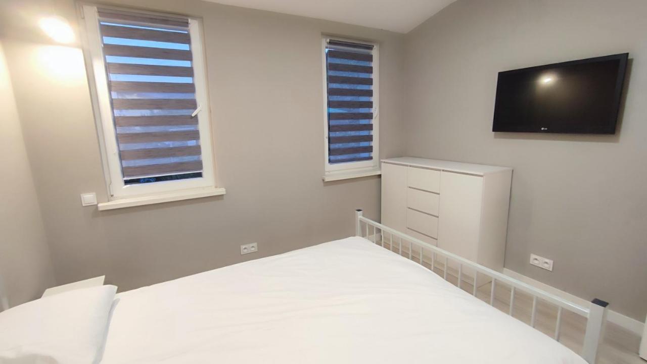 Apartamenty Tuwima Пеховице Экстерьер фото